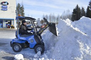 MultiOne mini loader 2 series with bucket for snow