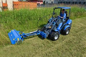 MultiOne mini loader 6 series with flail mower whit side shift