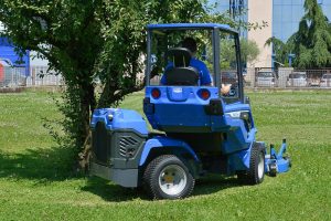 MultiOne mini loader 6 series with tornado lawn mower
