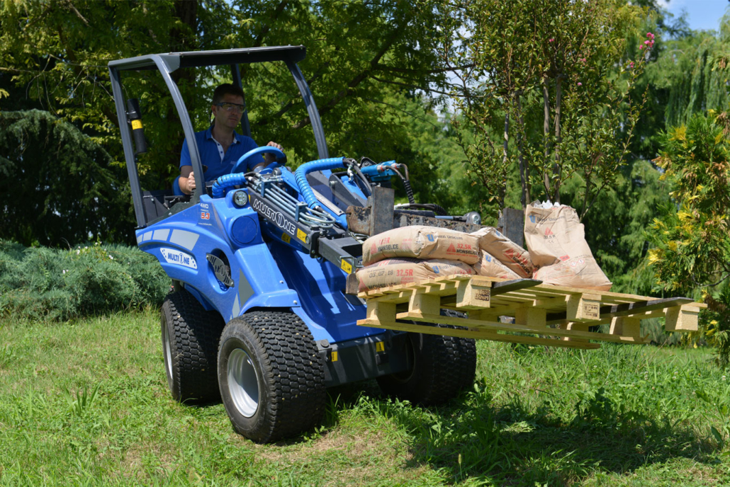 Multione 5.3K pallet fork in action
