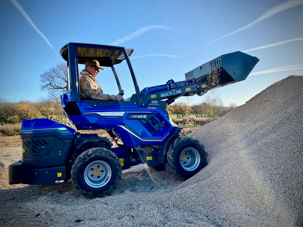 EZ8 with lifted bucket