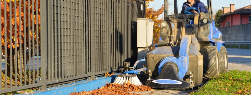 Multione leaf vacuum