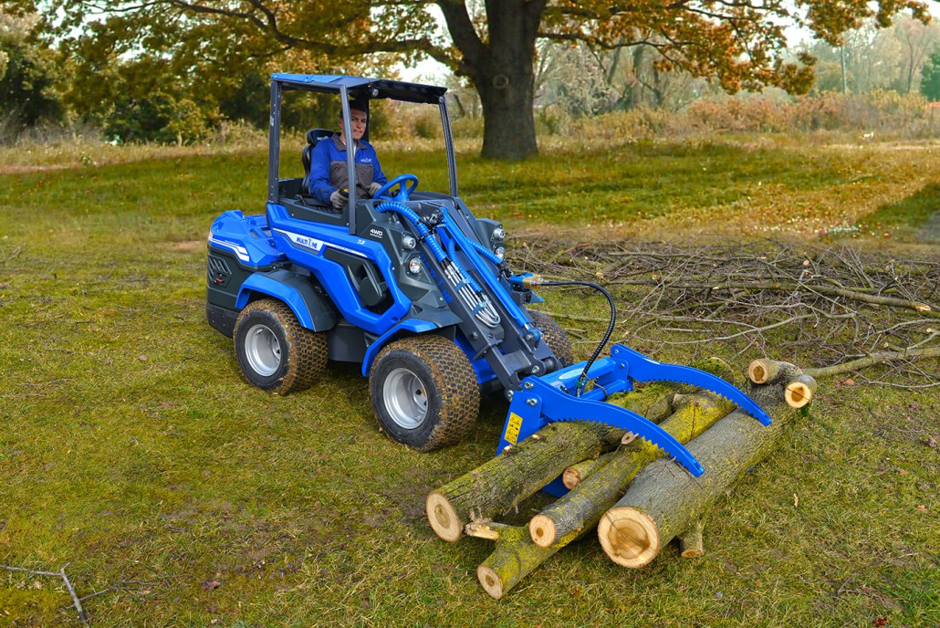 high volume bucket moving a group of logs