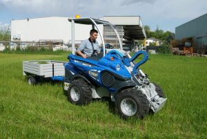 little trailer containing grass