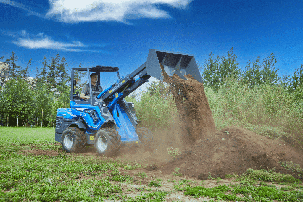 CONSTRUCTION, BUCKETS, MATERIAL HANDLING